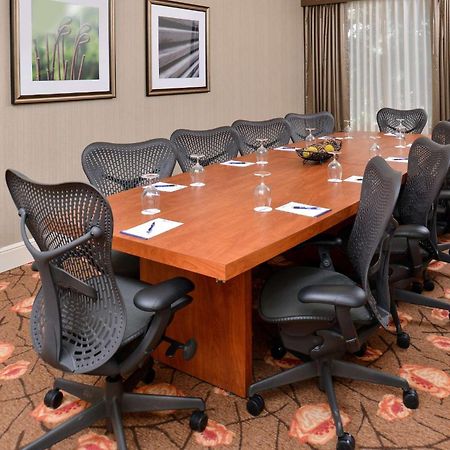 Hilton Garden Inn Аддісон Екстер'єр фото