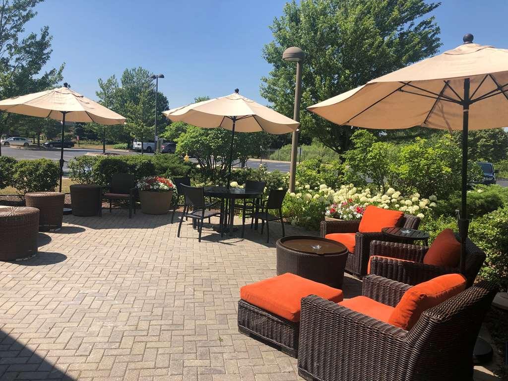 Hilton Garden Inn Аддісон Екстер'єр фото